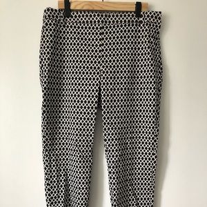 Brand new H&M women’s slacks black & white print